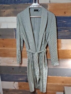 Vintage Sears Seersucker Cotton Blend Robe Medium Sage White Striped